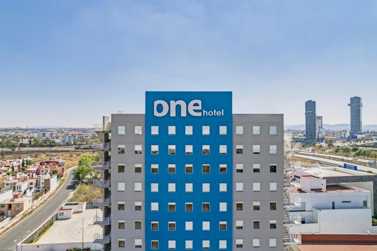 One Puebla Angelopolis Periferico Hotell Exteriör bild